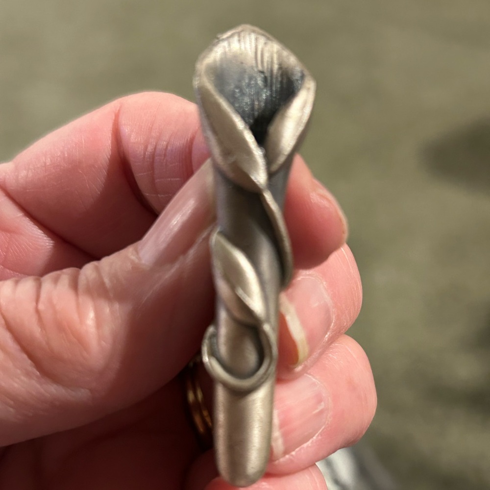 Vintage Pewter Calla Lily Brooch